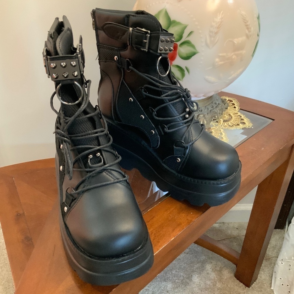 Combat Wedge Platform Goth Streetwear Black Booties Size 41 NWOT